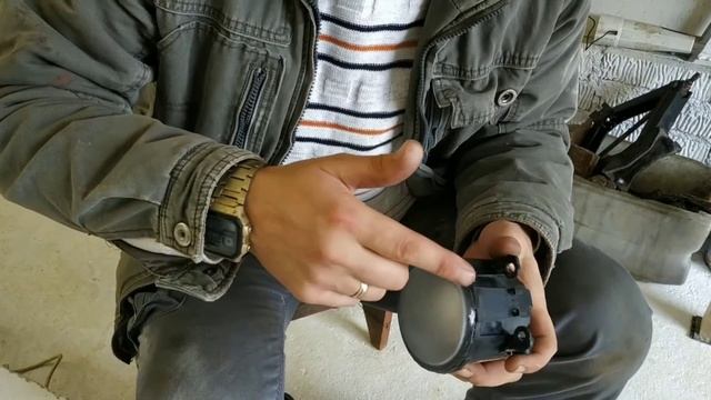 мини обзор гаража и восстоновление противотуманок лаком. смотреть онлайн