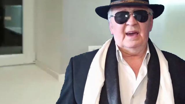 Анекдот. "В интеллигентной семье" смотреть онлайн