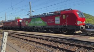 Германия. Электровоз Вектрон едет с грузовым поездом