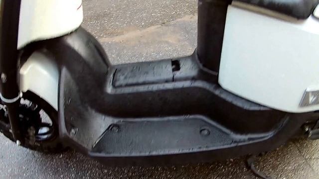 Скутер Yamaha Vox 50 FI SA31J - Walkaround, Kupiscooter.ru смотреть онлайн