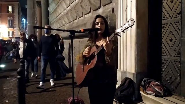 Неаполитанская песня на Неаполитанском языке и красивая певица,Napoletan Song And Best Singer