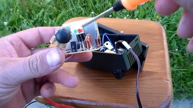 Терморегулятор для инкубатора ТРТ-1000 плавнозатухающий (с двумя регулировками)