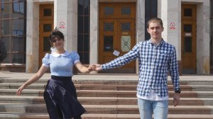 Танцевальный флешмоб на песню "Я возьму этот большой мир"