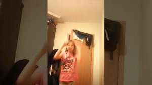 Как танцевать под песню Замела метелица город мой по дорогам стелется пеленой для всех