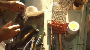 Раскладная кормушка для прикормки с лодки