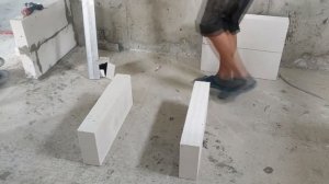 На что лучше класть газобетонные блоки | КЛЕЙ против ПЕНЫ