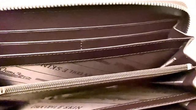 Кошелёк из рельефной части натуральной кожи крокодила. смотреть онлайн