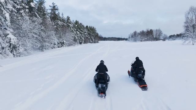 Oktan testar 600EFI VS 600R E-tec смотреть онлайн