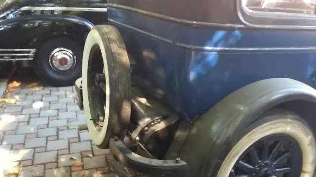 Retro Motor Show VILLA EMBARGO