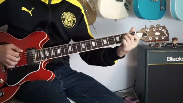 A pointless comparison? Gibson ES-339 vs Fender Telecaster Thinline Deluxe смотреть онлайн