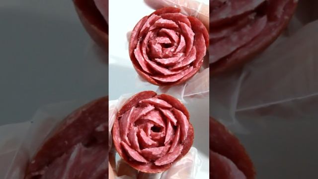 Роза из колбасы #shorts смотреть онлайн