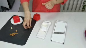 отличия Шинковки "Мандолина Турбо" от Шинковки «Мандолина Юниор» Tupperware