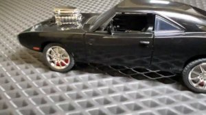 Металлическая Детская Машинка Dodge Charger R/T ИЗДАЕТ ЗВУКИ, ГОРЯТ ФАРЫ, МЕХАНИЗМ, масштаб 1:24