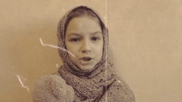 Лора Тасси. "Оборванного мишку утешала". Читает Полина Степанова. смотреть онлайн