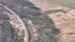 прилет 240 мм мины самоходного миномёта 2С4 «Тюльпан» с воздуха