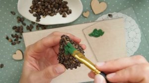 Новогодняя елочка из арбузных семечек / Новогодняя елочка своими руками / Поделки с детьми