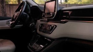 Офис на колёсах / Hyundai Grand Starex HI-LIMOUSINE - лучший минивэн?