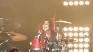 Skillet Джен Леджер @ Stadium Live, Moscow, 04/11/14