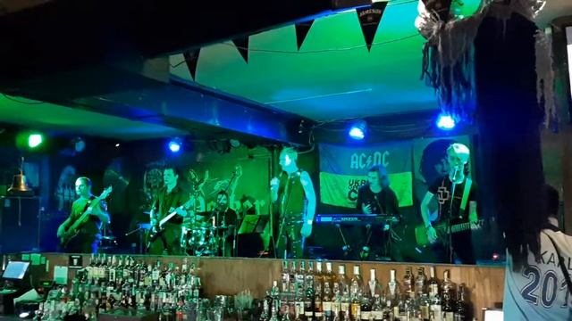 Docker pub Halloween 2019 смотреть онлайн