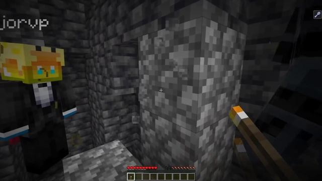 [4x4] Episode 2 - Overcoming Mining Fatigue смотреть онлайн