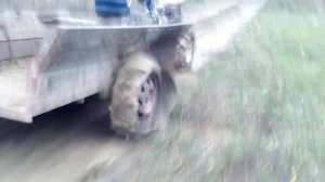 как ездить на мотоблоке в болоте