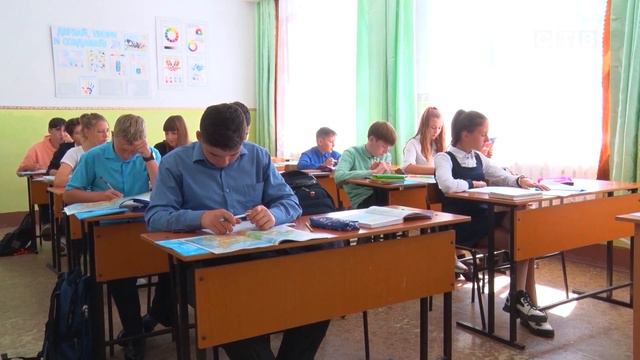 Приобретать рабочие тетради, атласы и географические карты не нужно смотреть онлайн