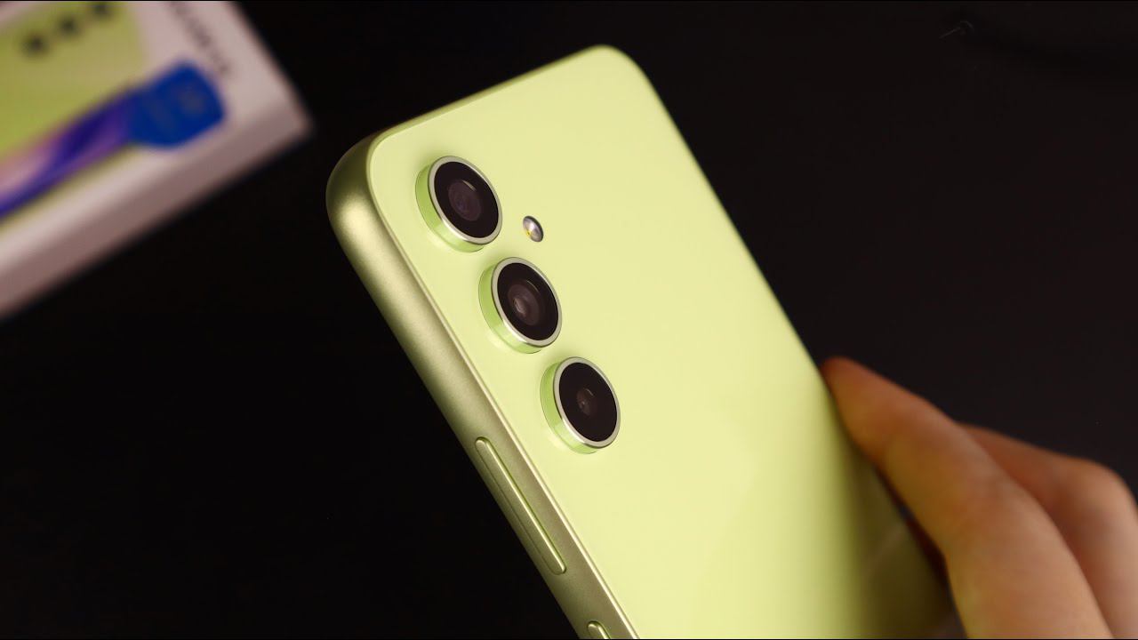 БАЛАНС или КОМПРОМИСС? Samsung Galaxy A54 - теперь САМЫЙ ДОРОГОЙ из БЮДЖЕТНОЙ линейки смотреть онлайн