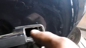 Как снять ручку MERCEDES W 210!