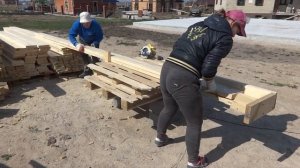 Как нарезать доски в размер циркулярной пилой из штабеля