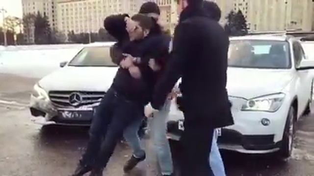 МЕРСЕДЕС ИЛИ ЛАДА 2104?????! ВОТ ЭТО АППАРАТ / ПРИКОЛ смотреть онлайн