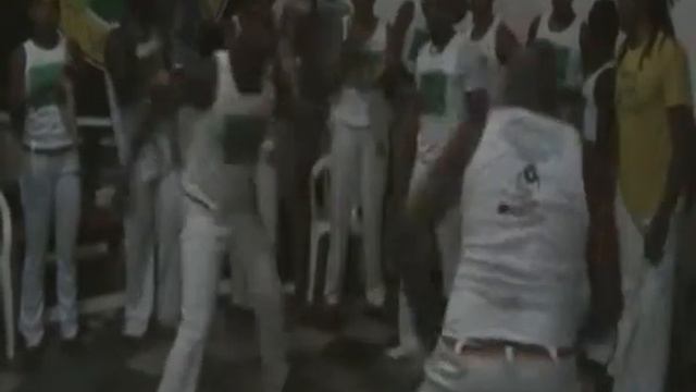 EDUCARTE CAPOEIRA - TROCA DE CORDA DE ANDRE смотреть онлайн