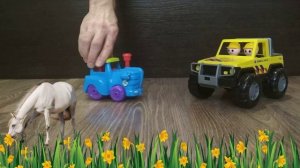 синий трактор