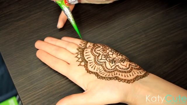 Красивое МЕХЕНДИ роспись ХНОЙ смотреть онлайн