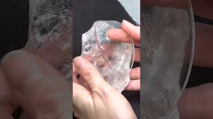Проверка кусочка Горного Хрусталя на подлинность!