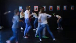 Детям: игра "Рыбаки и рыбки".