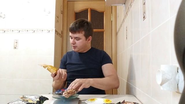 Пробую снеки из Fix Price смотреть онлайн