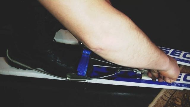 Как правильно установить крепления на лыжи. смотреть онлайн