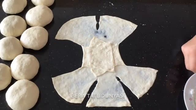 Tadına Doyamadığımız Tavada Mayalı  Katmer Börek??bera Tatlidunyasi