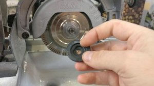 Установка двух дисков на плиткорез Wandeli  Рез плитки и шлифование фаски за одну операцию