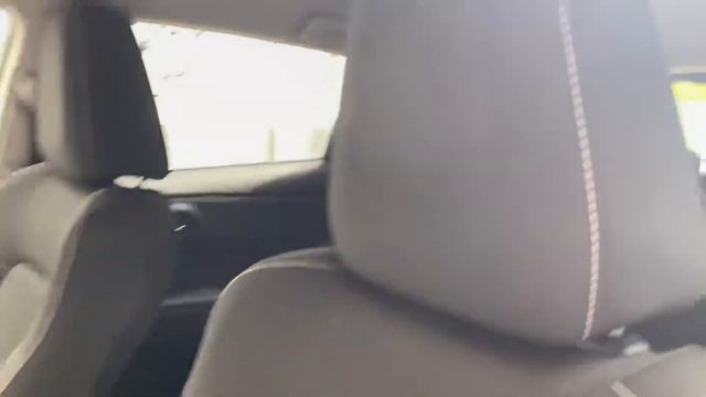 Toyota Auris 1.8 Hybrid Active Plus смотреть онлайн