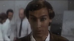 Скоро осень, за окнами август