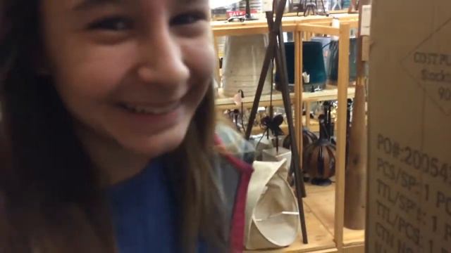 Виктория нашла золотую ламу!!! смотреть онлайн