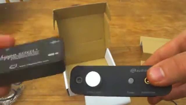 Hippo Cricri + Headphone Amplifier and USB DAC Unboxing and How to Set-Up смотреть онлайн