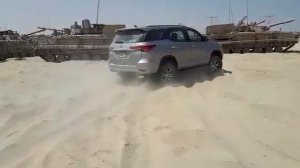 тойота фортунер на бездорожье