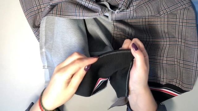 Как красиво соединить молнию и трикотажный подвяз без подборта смотреть онлайн