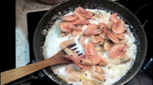 Креветки в сливочном соусе не очищенные