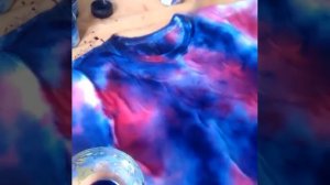 Роспись футболки "Космос"