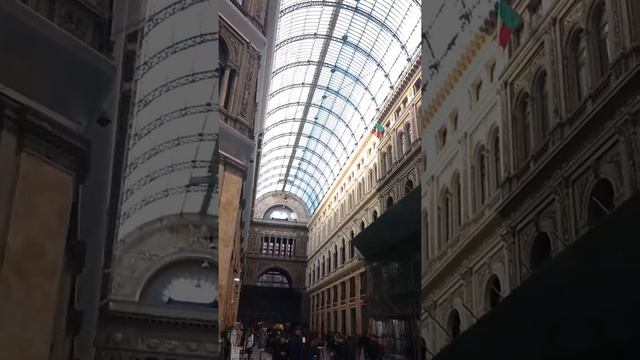 Galleria Umberto 1 - Via Roma Napoli