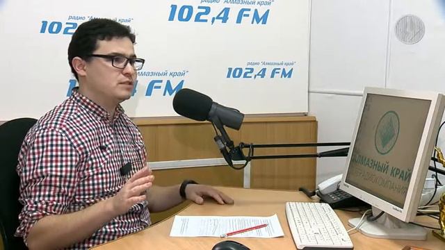 Студия 102,4 FM Гармонист Игорь Сергеев