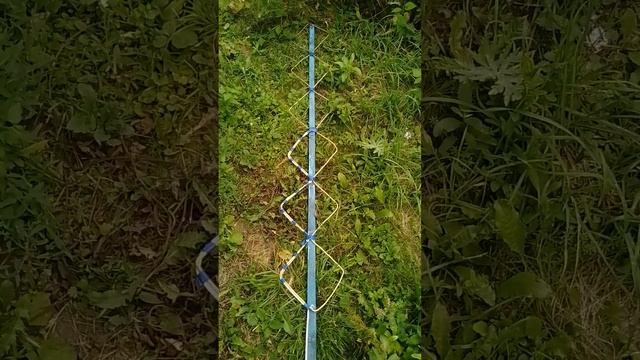 Антенна DVB-T2 Дальность приёма 40 каналов до 150 км состоит из 6 ти квадратов сторона 21 см.